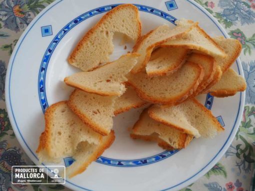 Sopas mallorquinas de verano